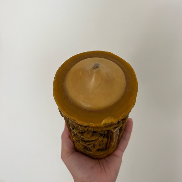 Vintage German Renaissance bees wax candle - Picture 3 of 5